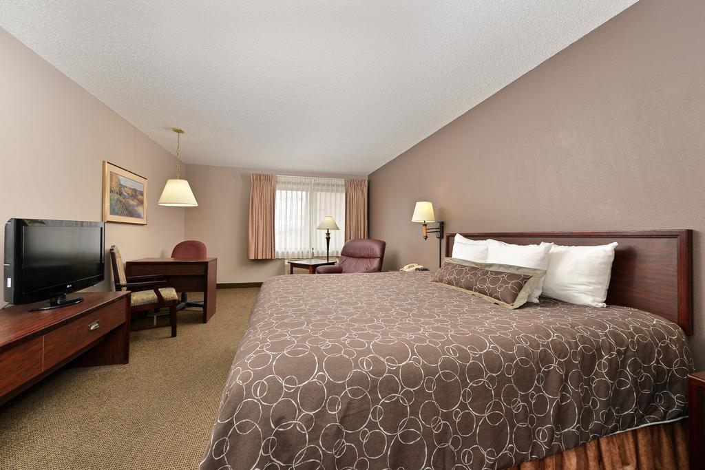 Kelly Inn 13Th Avenue FargoFargo  Kültér fotó