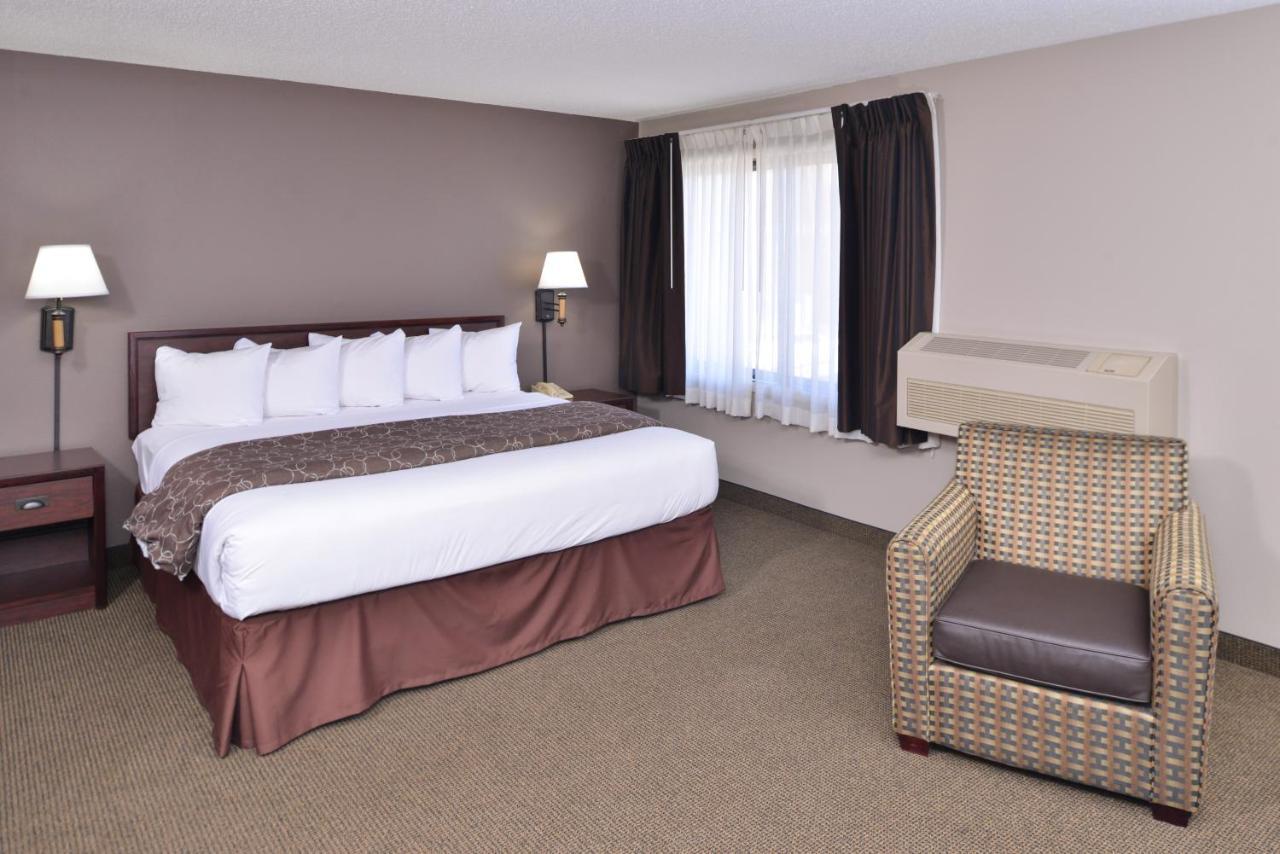 Kelly Inn 13Th Avenue FargoFargo  Kültér fotó